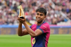 邮报：红军旧将阿格退役后经营污水处理企业，还投资纹身公司