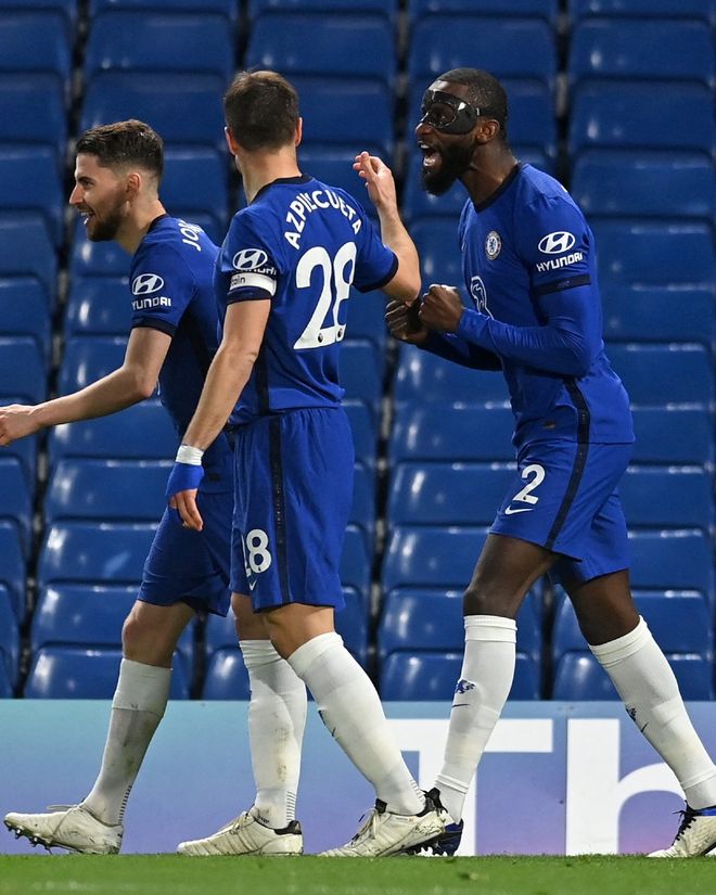 英超半场：卡什禁区后点抽射破门，维拉暂1-0阿森纳