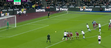 火爆德比，费内巴切vs加拉塔萨雷赛前双方球员就开始发生冲突